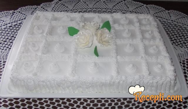 Rozen torta sa Jagodama