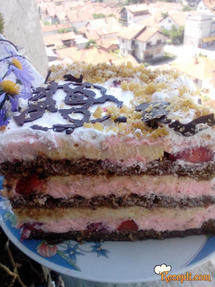 Čoko-jagoda torta