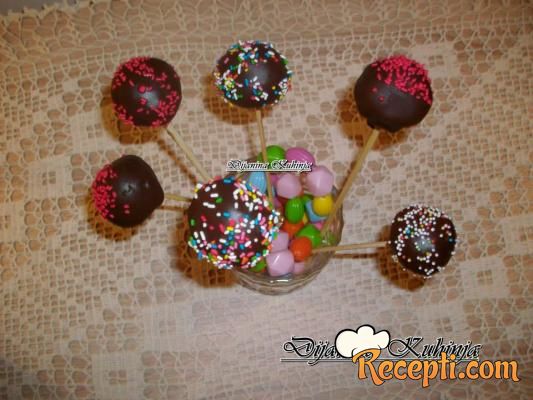 Cake Lollipops