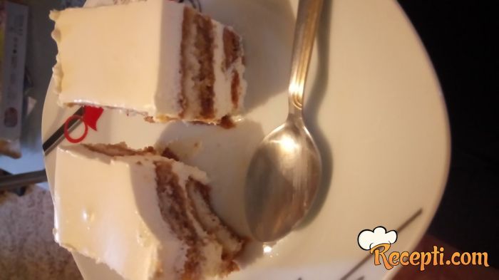 Tiramisu sa kiselom pavlakom