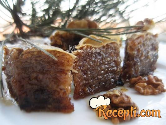 Baklava sa orasima