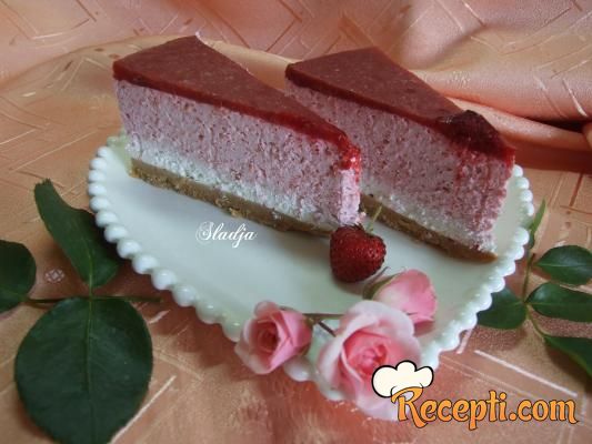 Cheese cake sa jagodama i malinama