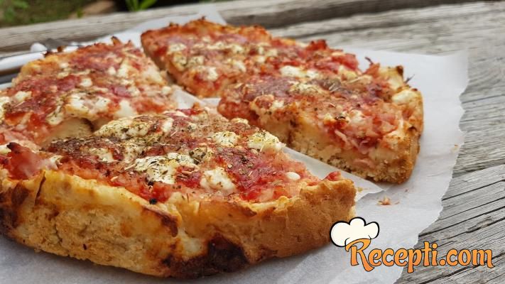 Bajati hleb pizza