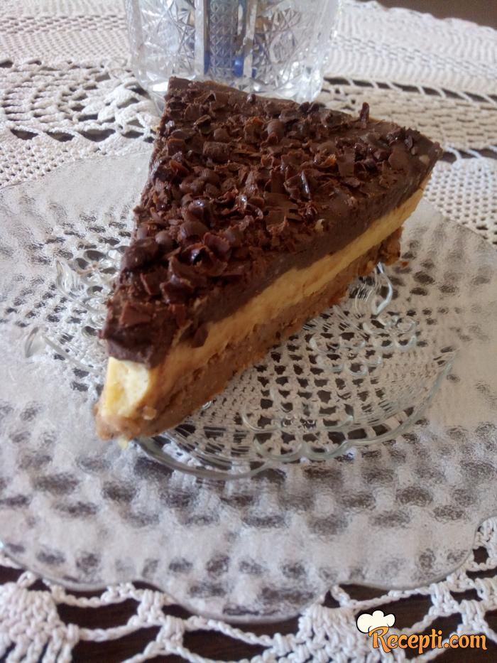 Nepečena puding torta