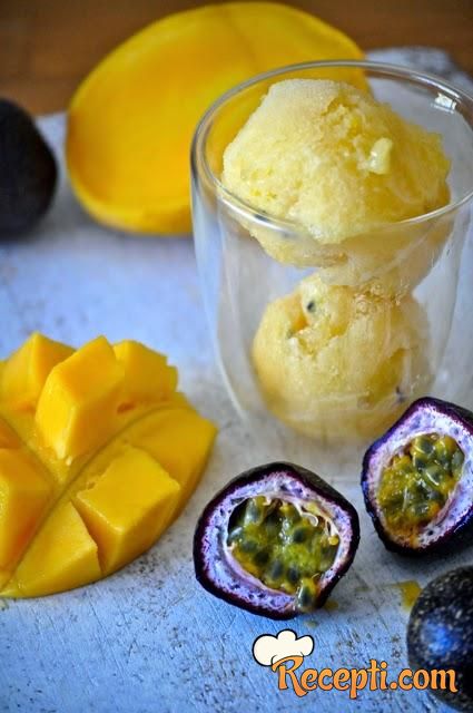 Mango-marakuja sorbet