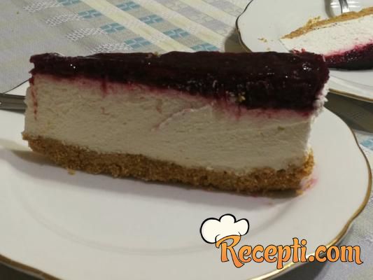 Cheesecake sa višnjama