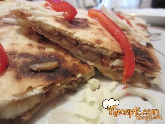 Tortilje sa pečurkama i slaninom - Quesadillas